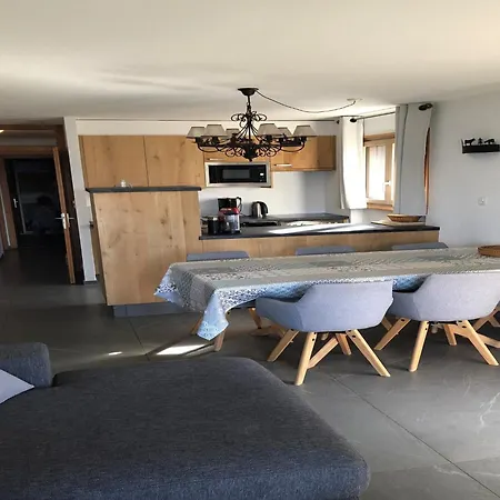 In Swiss Alps Near Cable Car * 베이소나츠