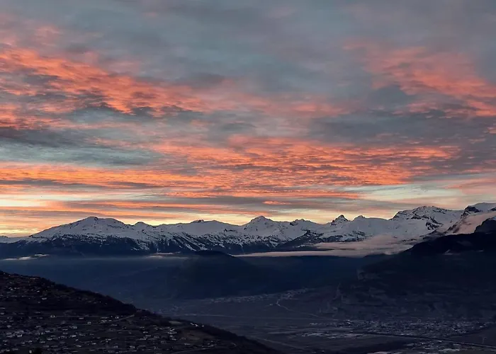 アパート In Swiss Alps Near Cable Car ヴェゾナ